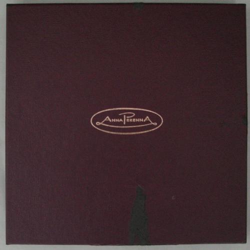 Anna Perenna box